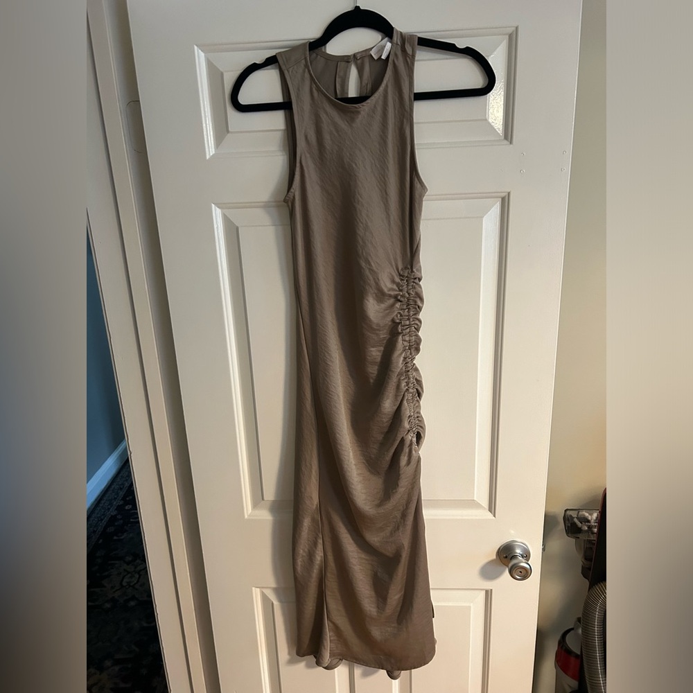 XS House of Harlow Silky Drawstring Midi Dress